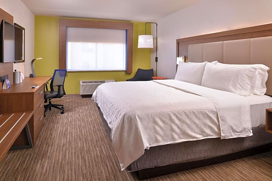 Holiday Inn Express Hotel and Suites Mesquite By IHG