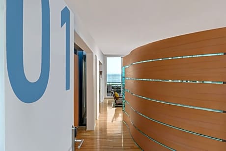 Shore Pavillon - Lake view