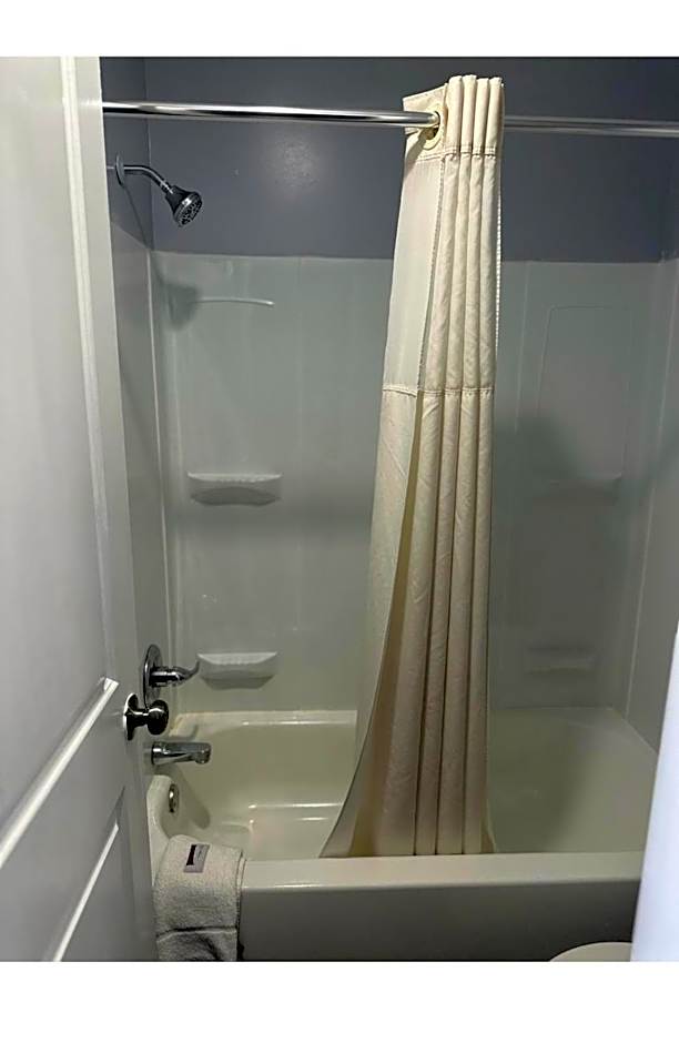 Sky Inn Hotel