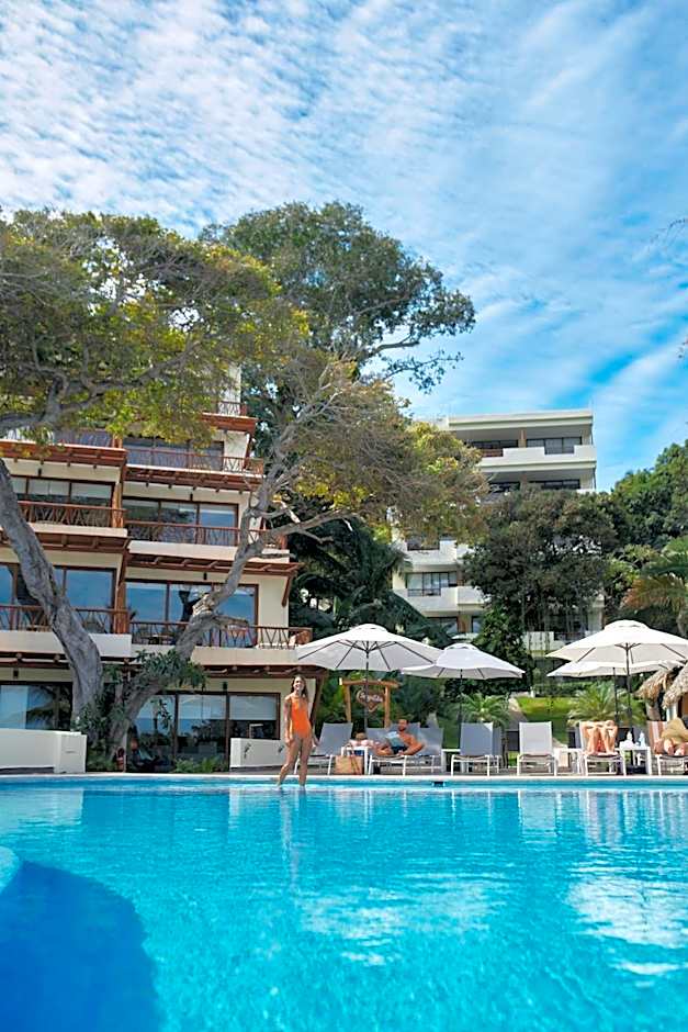 Ysuri Sayulita - Beachfront Hotel