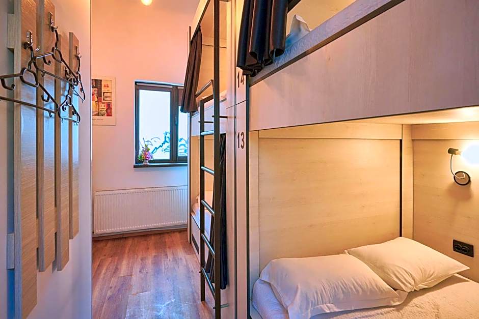 SECRET boutique Hostel