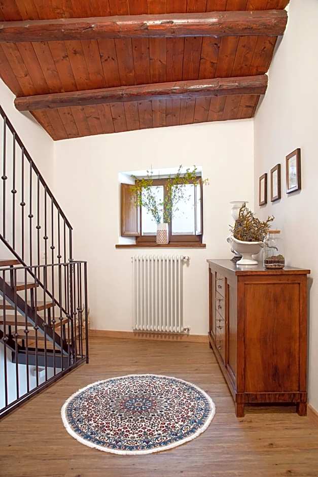 Il borgo Casteldelci