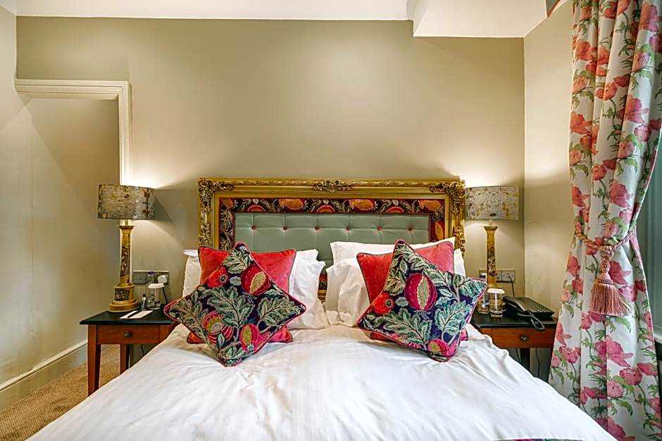 The Wynnstay Hotel, Oswestry, Shropshire - The Coaching Inn Group