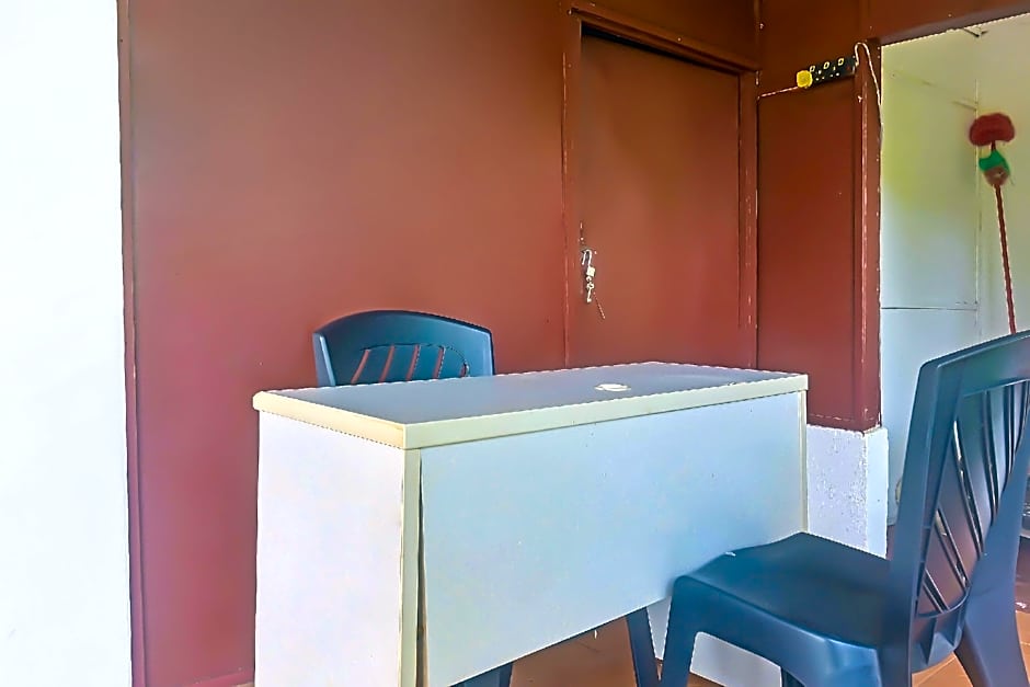 OYO 90675 Holiday View Inn – Kuala Tahan, 