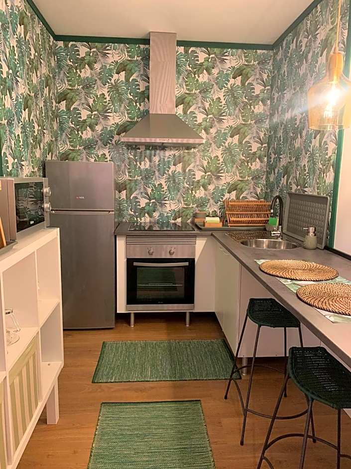 Largo da Rainha, Guesthouse