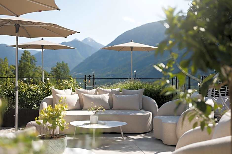 Small & Beautiful Hotel Gnaid