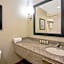 La Quinta Inn & Suites by Wyndham The Woodlands/Spring