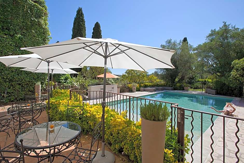Le Manoir de L Etang – Mougins, CT