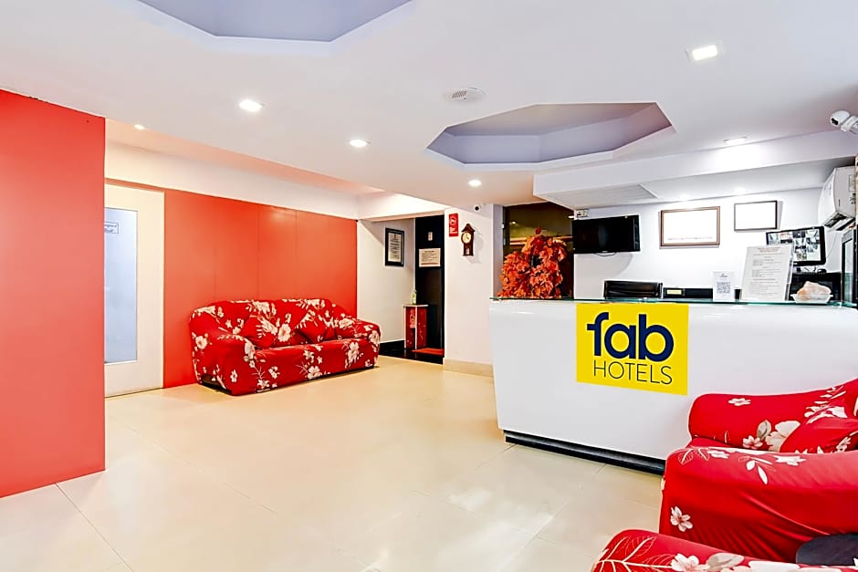 FabHotel Ballygunge Luxury - Behind Punjab Club