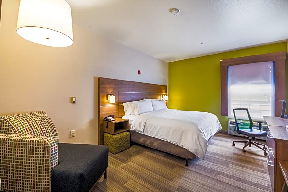 Holiday Inn Express Hotel & Suites Columbus, an IHG Hotel
