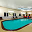 Super 8 by Wyndham Ottawa