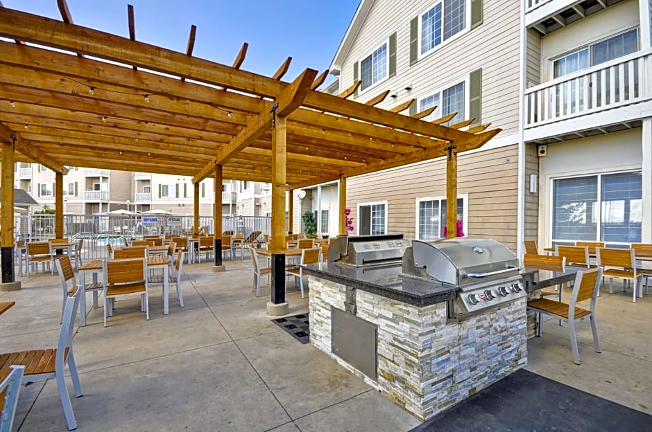 Homewood Suites By Hilton Oakland-Waterfront