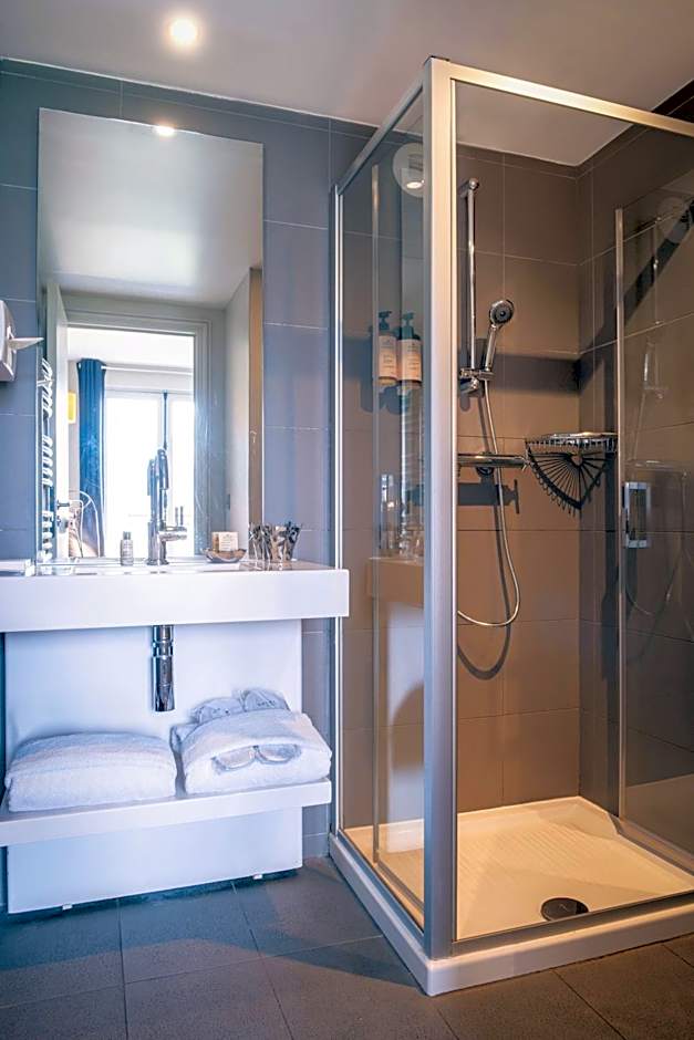 Suites & Hotel Helzear Champs-Elysees