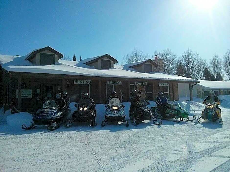 The Spirit Rock Outpost & Lodge