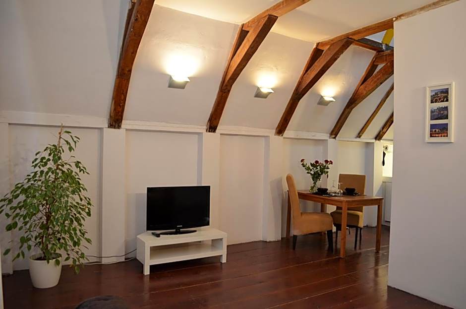 Rembrandtplein Bed & Breakfast