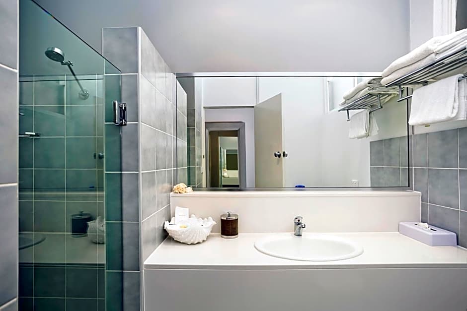 Best Western Sanctuary Inn