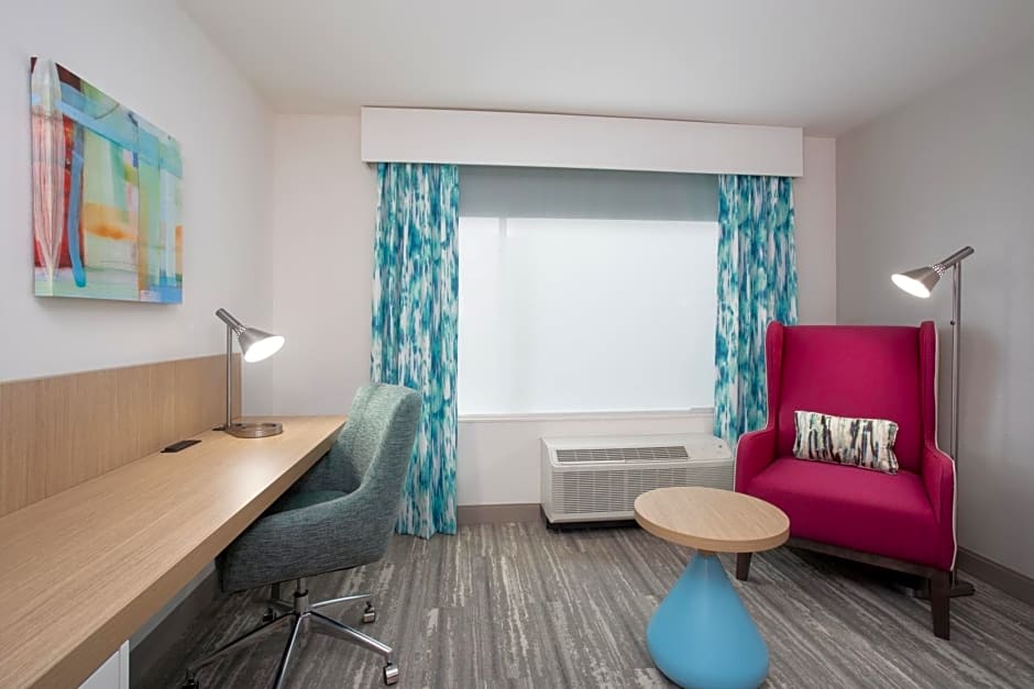 Hilton Garden Inn Omaha Aksarben Village
