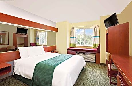 1 Queen Bed Mobility Accessible Studio Suite Non-Smoking