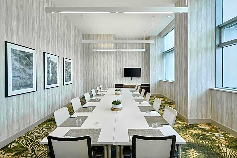 Element Vancouver Metrotown