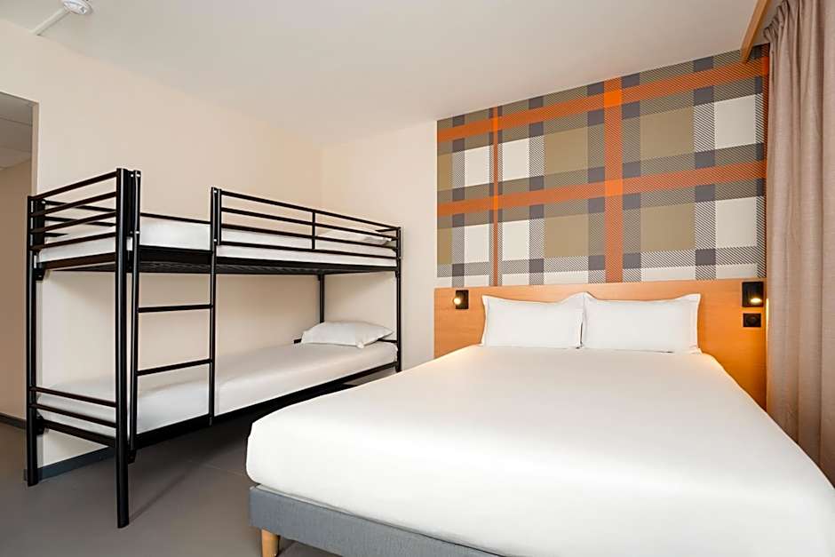 easyHotel Nice Palais des Congrès  Old Town