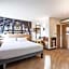 B&B HOTEL Lille Roubaix Centre Grand-Place