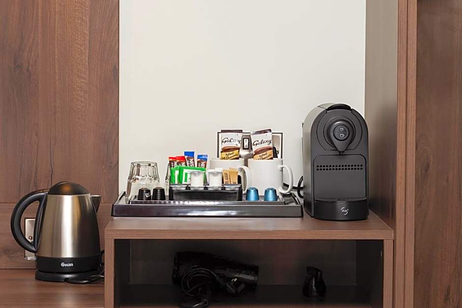 Springfield Hotel & Restaurant