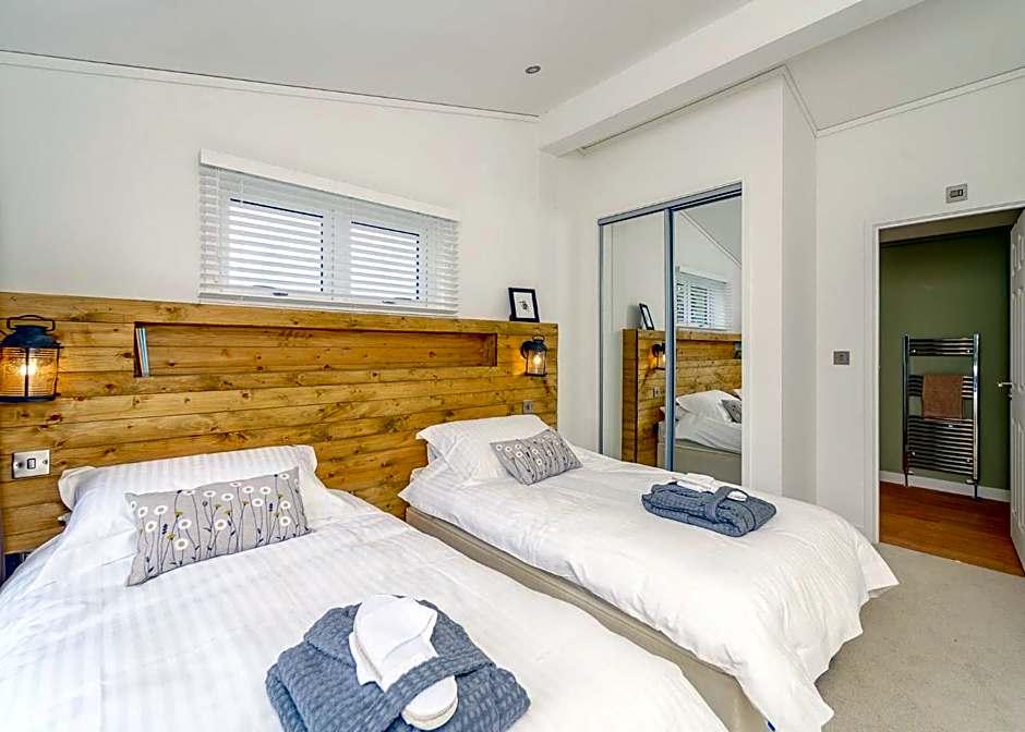 Winston Farm Lodges