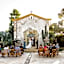 El Encanto Inn & Suites