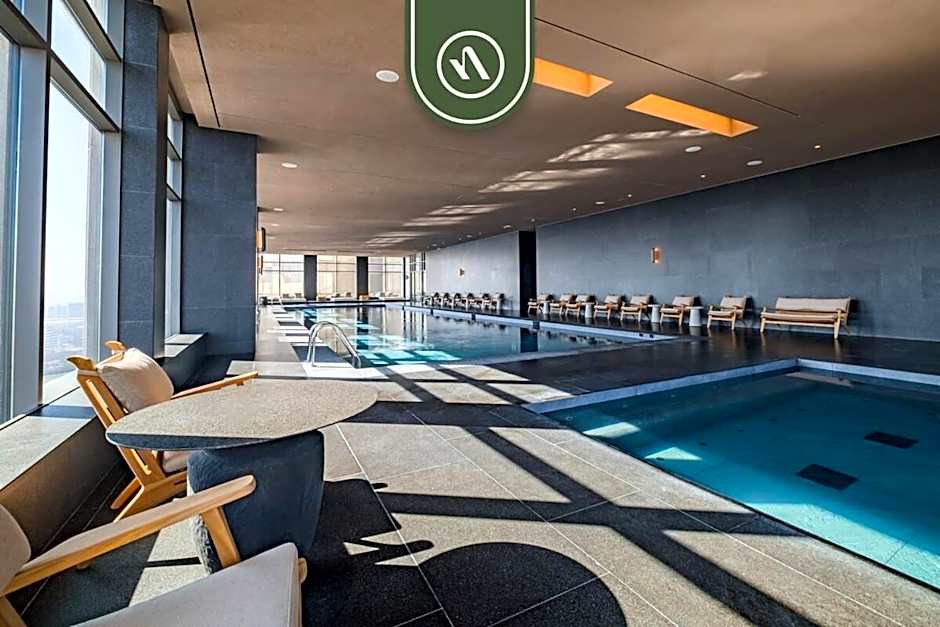Luxury 2 BR Condo in Reforma - Skyline View - Pool