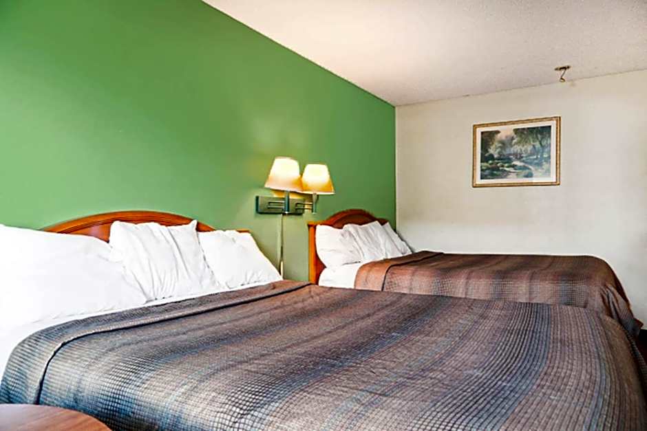 Economy Inn By OYO Ashburn