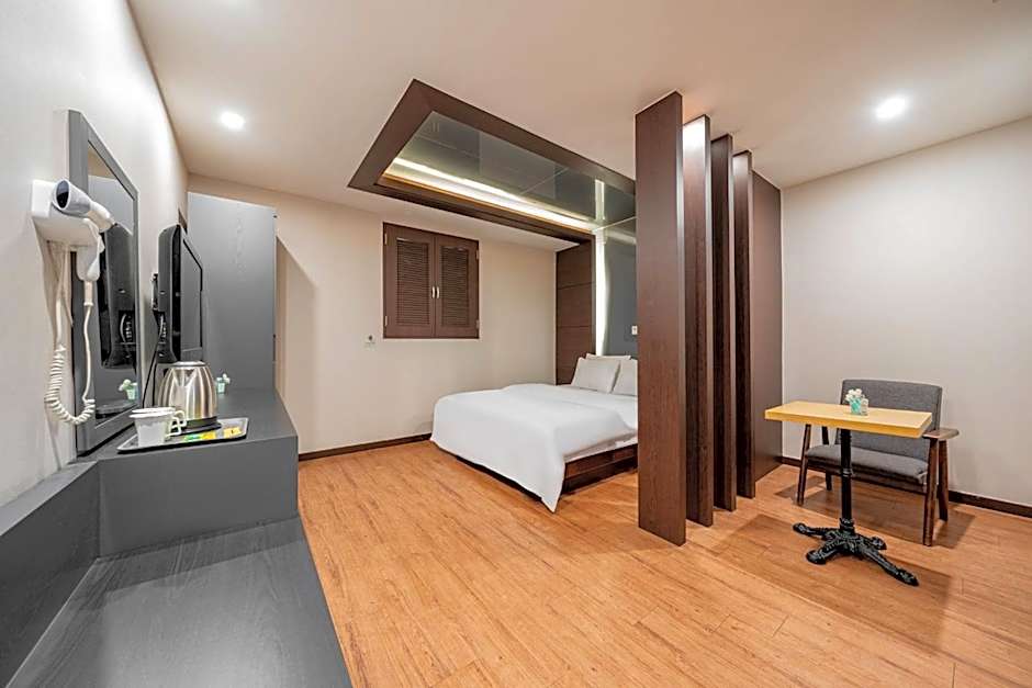 incheon Airport Hotel June