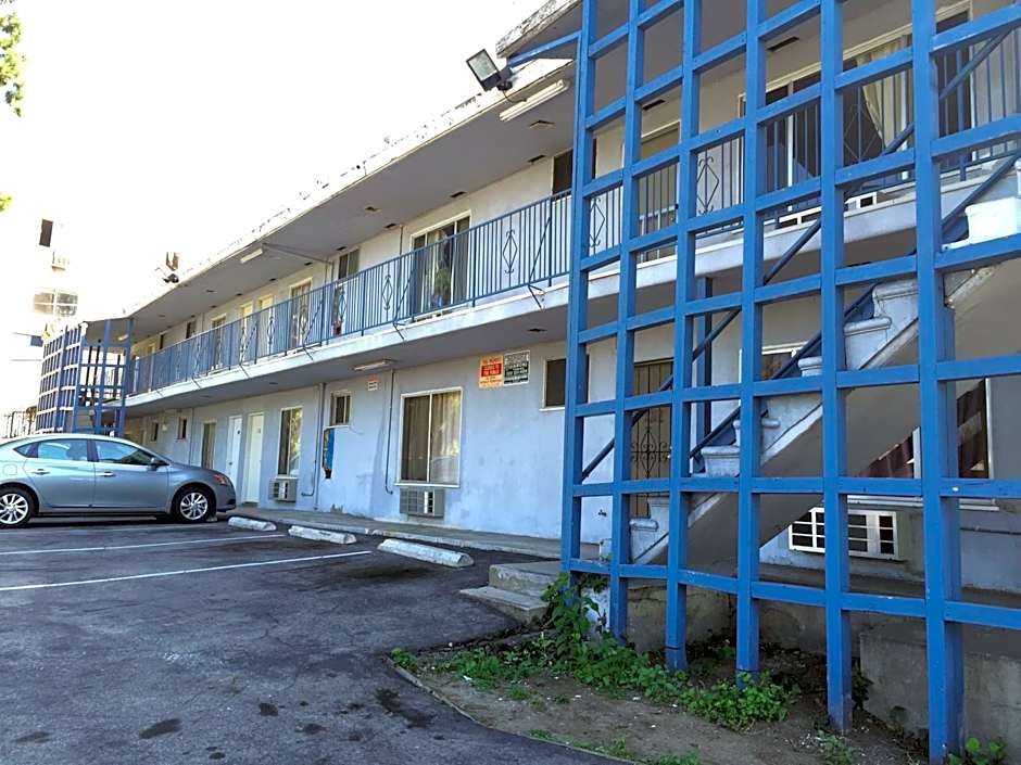 Holiday Lodge