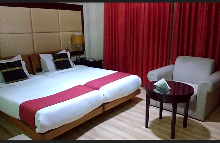 Hotel Spic N Span