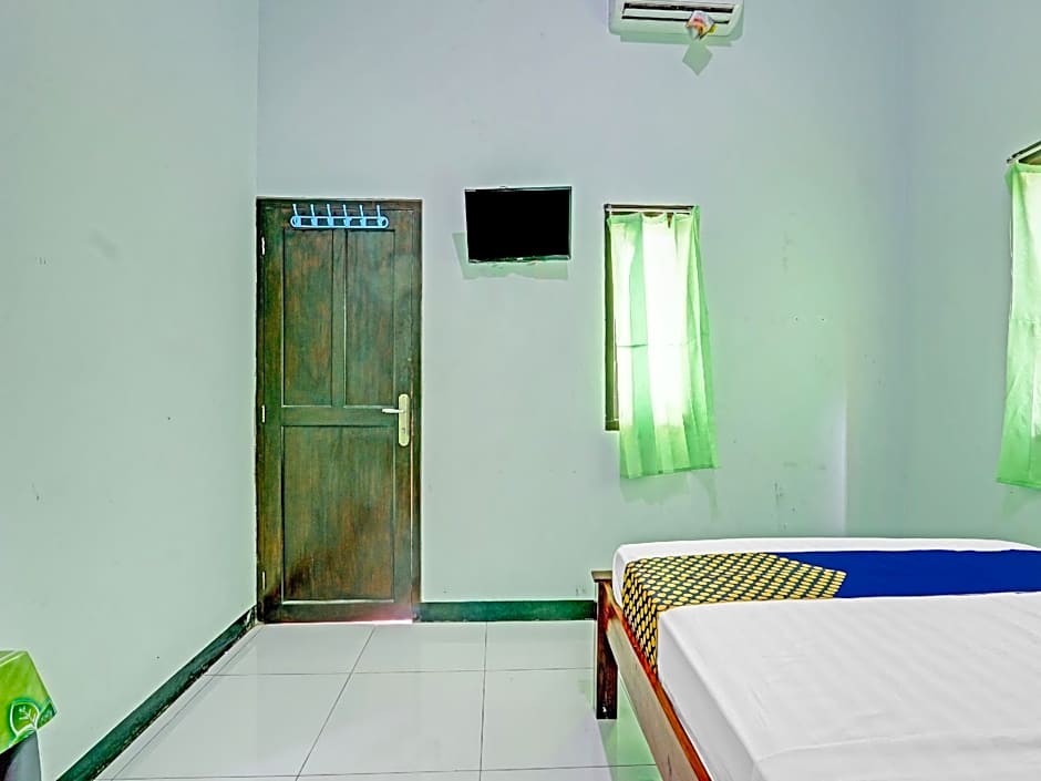 OYO 90760 Almadina Family Homestay