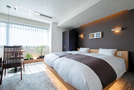 Standard Twin Room (Up to 2 Adults) - Non Smoking