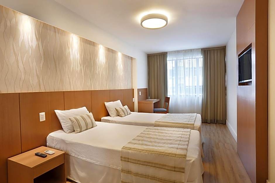 Mirasol Copacabana Hotel