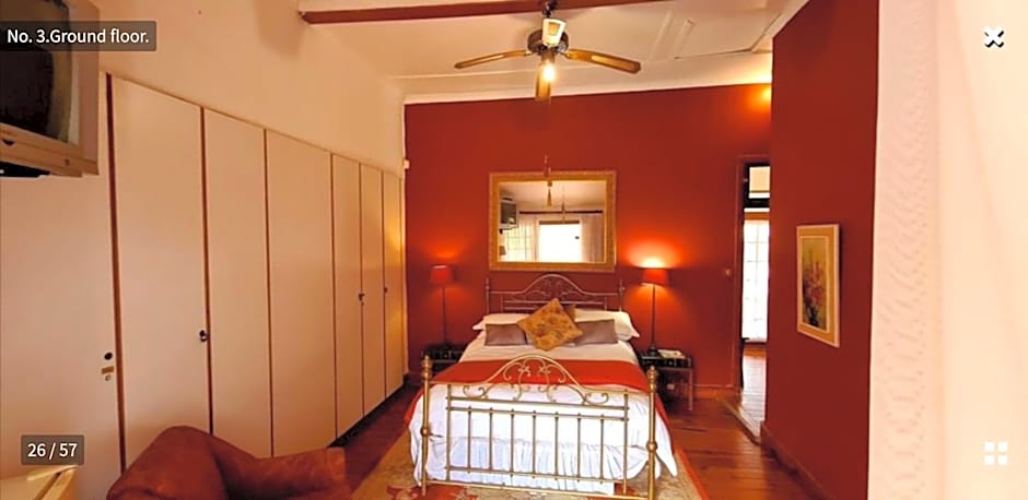 Royston Hall Historical Guesthouse