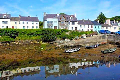 Clifden Bay Lodge