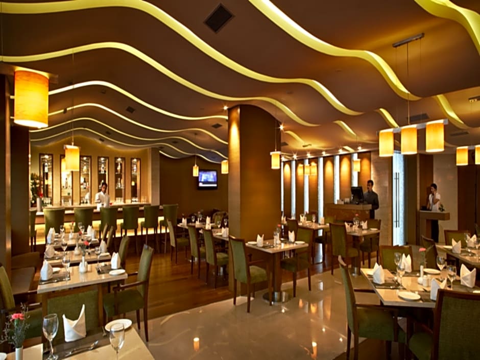 Adarsh Hamilton Hotel