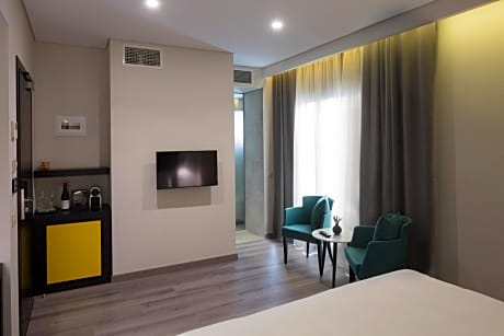 Deluxe Double Room with Balcony