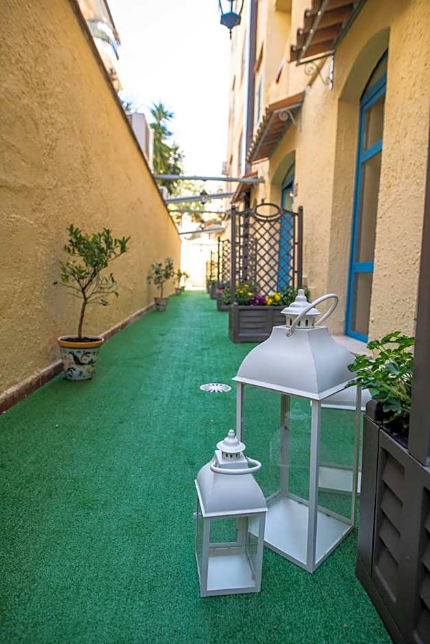 Ada Hotel
