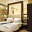 Hotel Emperor Palms