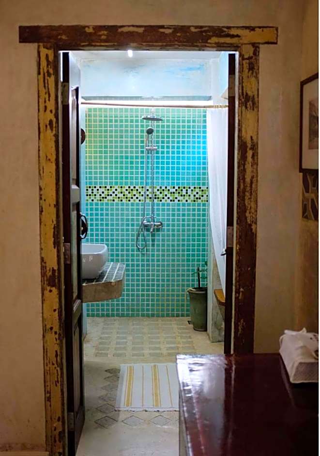 Panji Panji Tropical Wooden Home