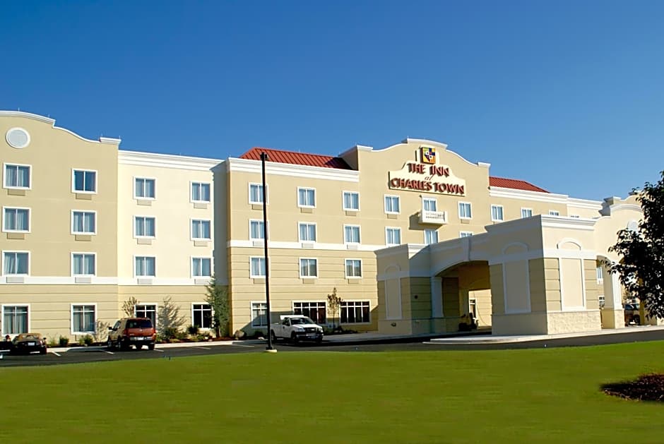 The Inn at Charles Town / Hollywood Casino