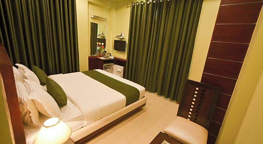 Hotel Central Residency