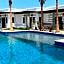 Las Palmas Hotel