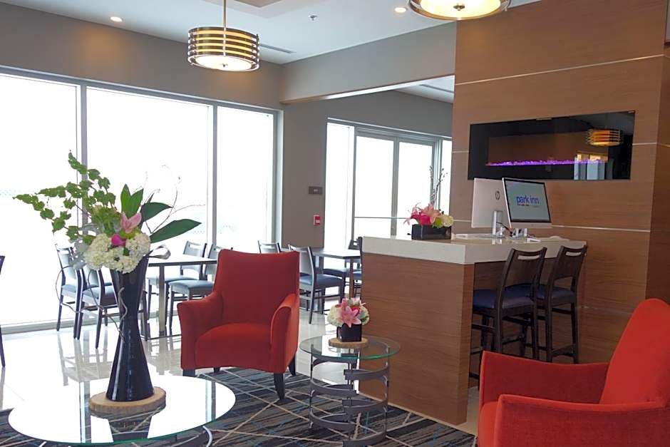 Park Inn by Radisson Brampton, ON