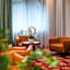 Hotel H12