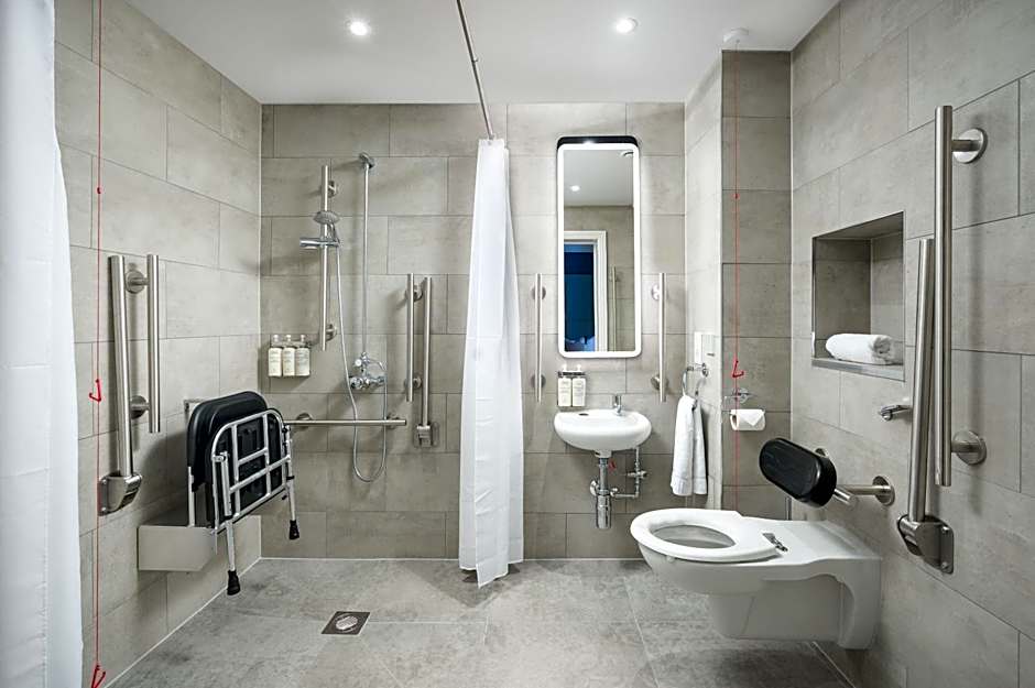 voco St. John's Solihull By IHG