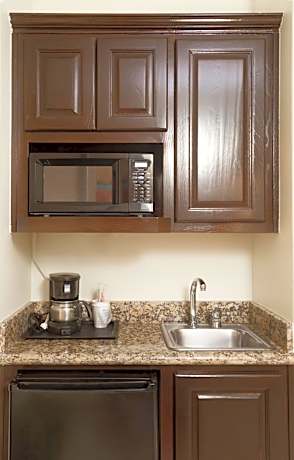 Holiday Inn Express Hotel and Suites Brownsville by IHG